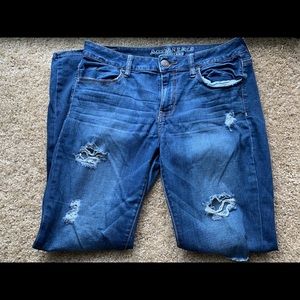 AMERICAN EAGLE JEANS
